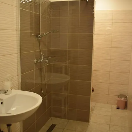 Tuecsi Lak Case de vacanță